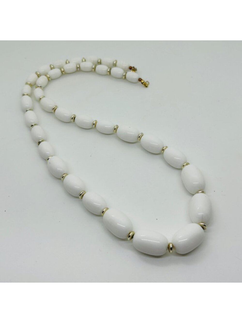 White Oval Bead Necklace Acrylic Silver-Tone Spacer Retro Vintage Style 24 Inch